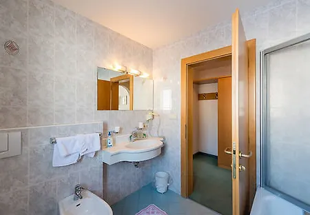 Alpenfrieden Hotel Maranza
